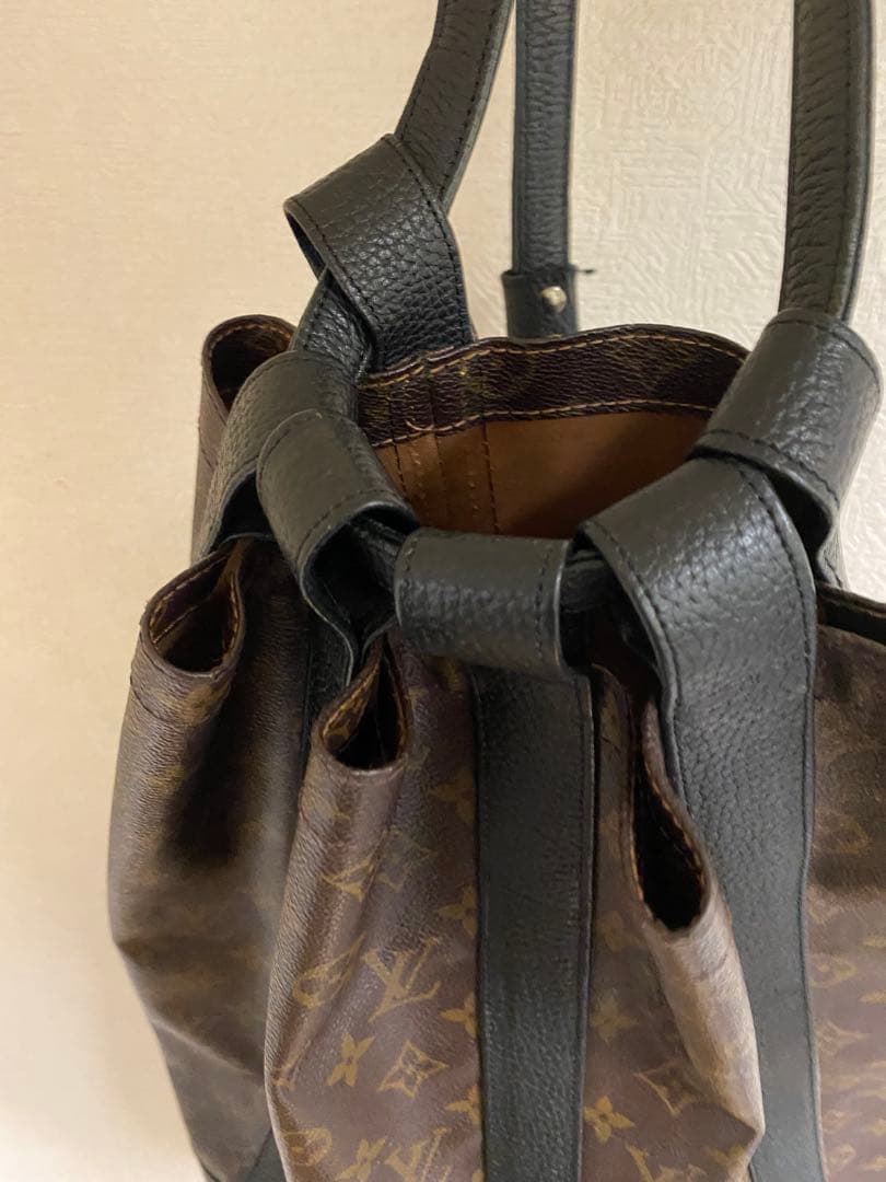 Louis Vuitton モノグラムバッグ大モデル 巾着 リペア品
