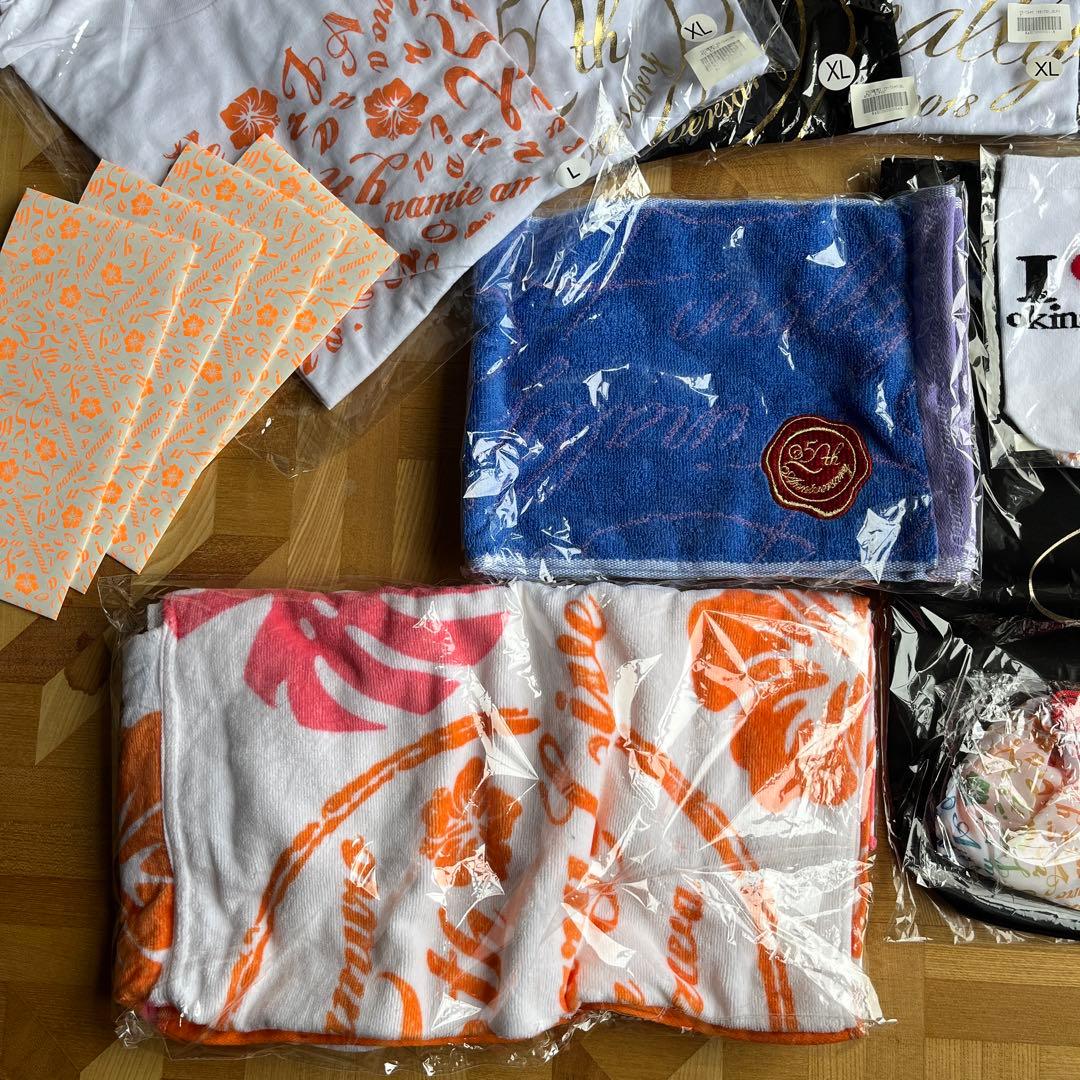 安室奈美恵　ライブグッズ