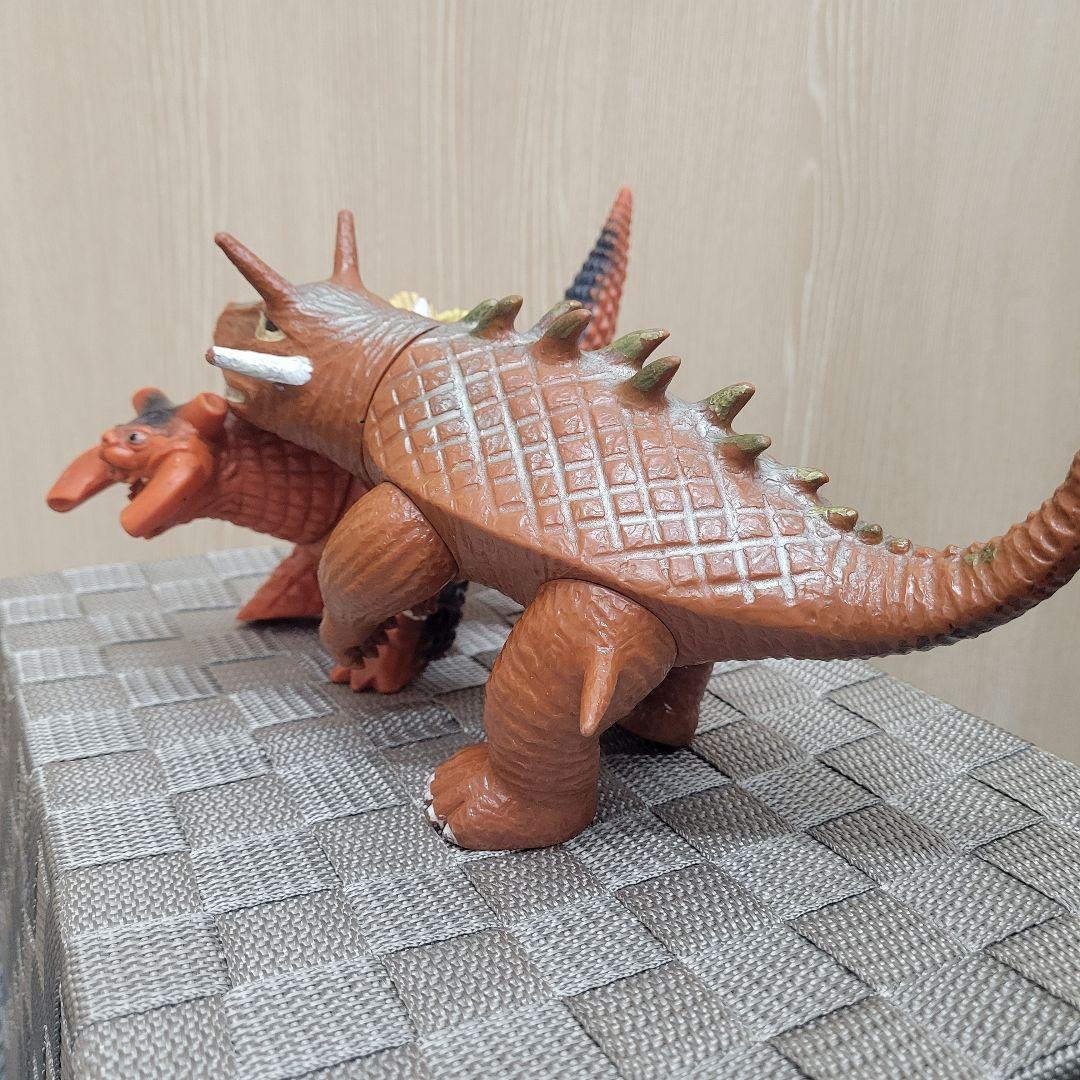 ブルマァク 核怪獣ギラドラス冷凍怪獣バルゴン 当時物 激レア ソフビ セット出品