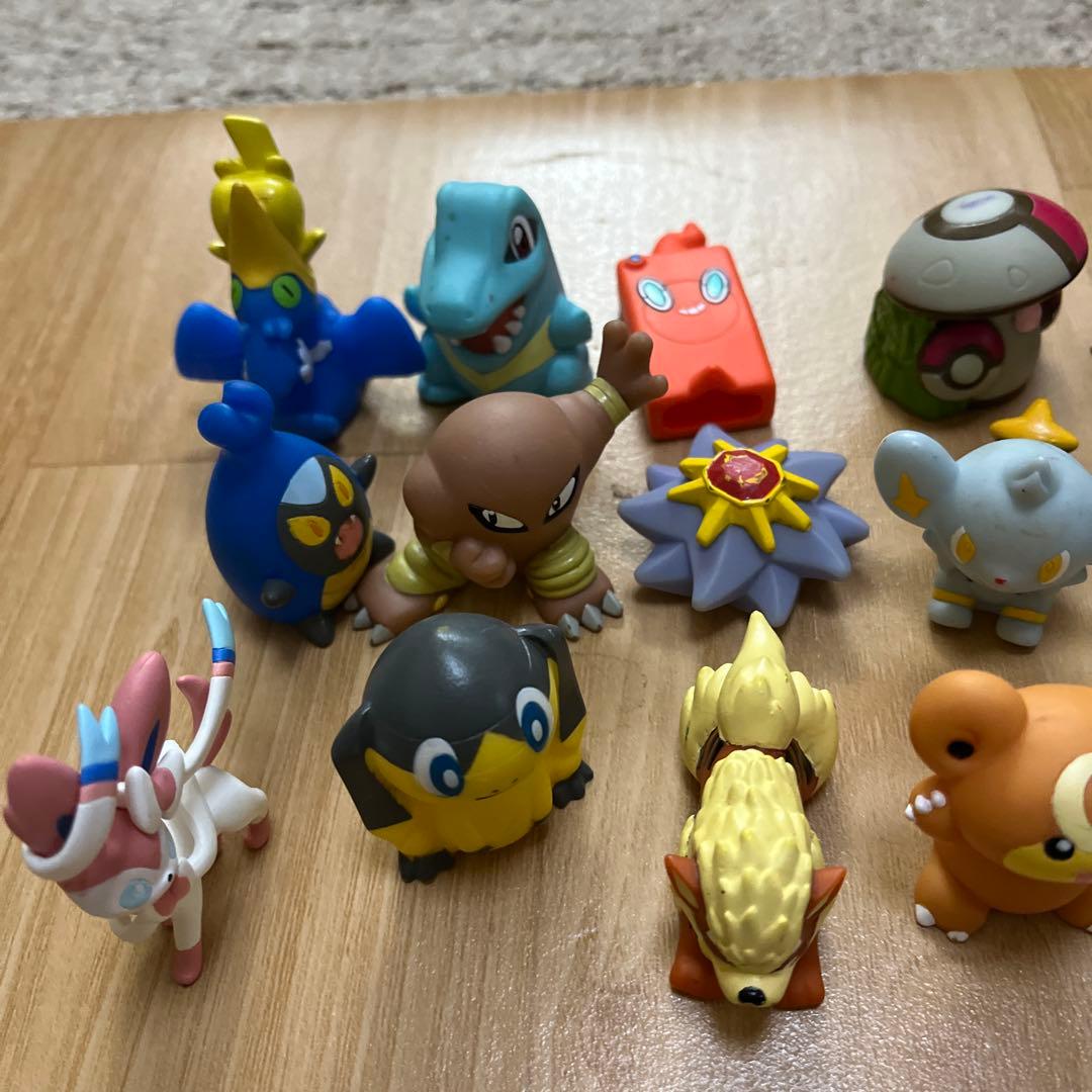 ポケモン 指人形　ポケモンキッズ　まとめ売り　フィギア　ソフビ　たくさん