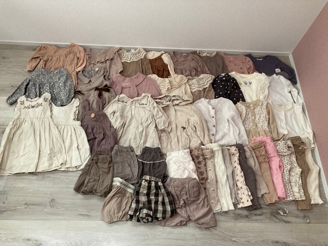 子ども服　女の子　まとめ売り　44点　80センチ