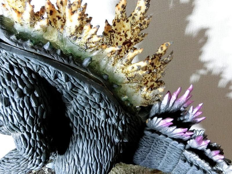 ゴジラ フィギュア 苔 溶岩プレート 台座 横49×高さ39cm 制作品