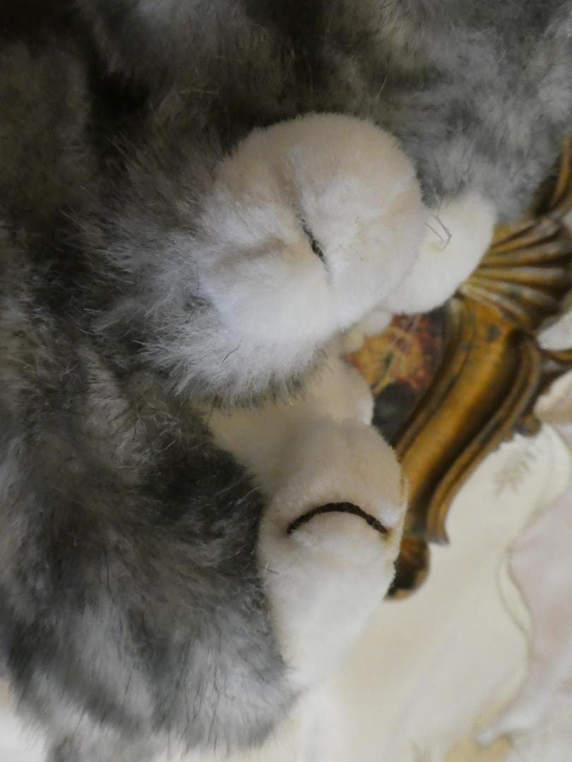 メルカリ便☆ファースト☆いたずら天使　ねこ　ぬいぐるみ