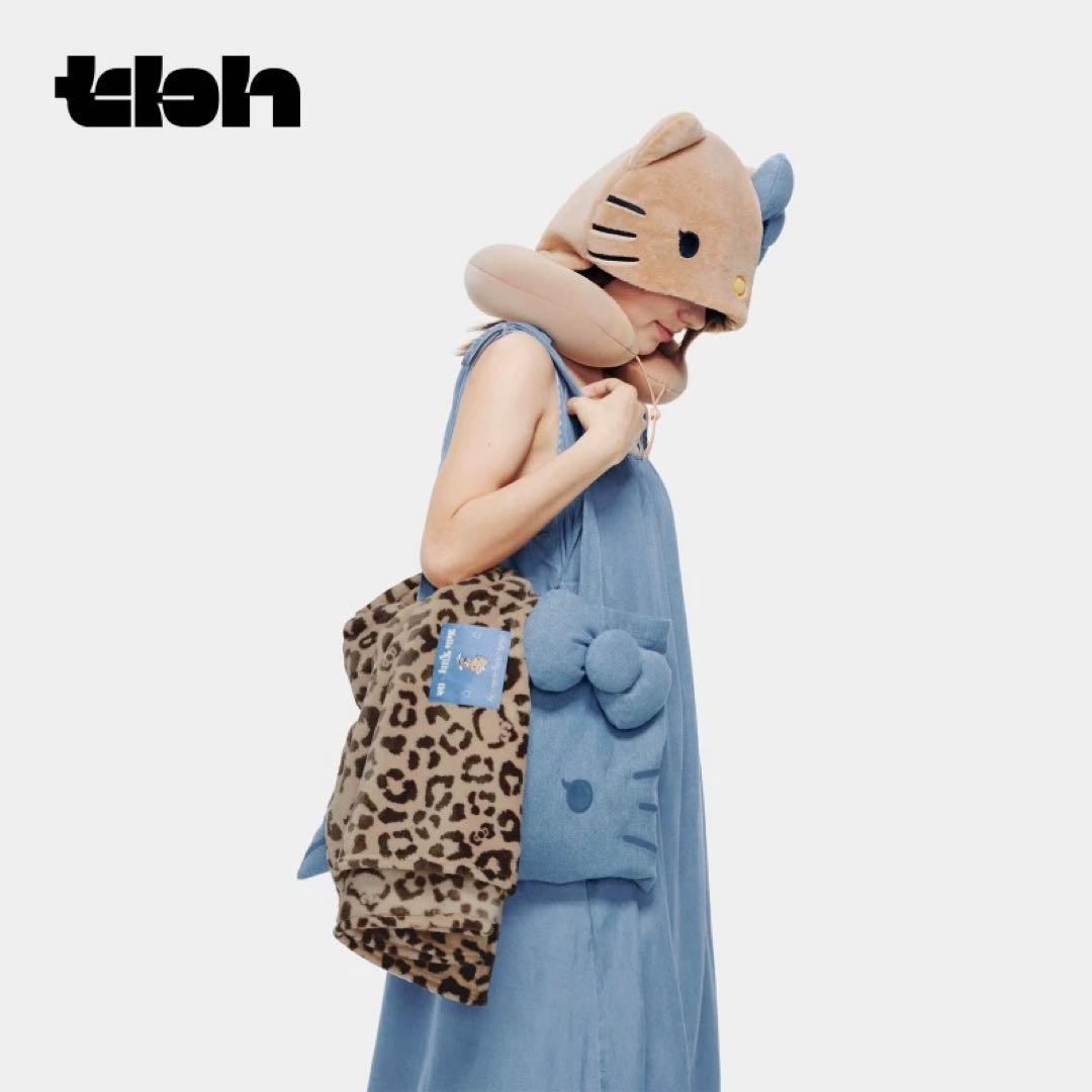 【海外限定】Hello Kitty x TBH トラベルブランケット等3点セット