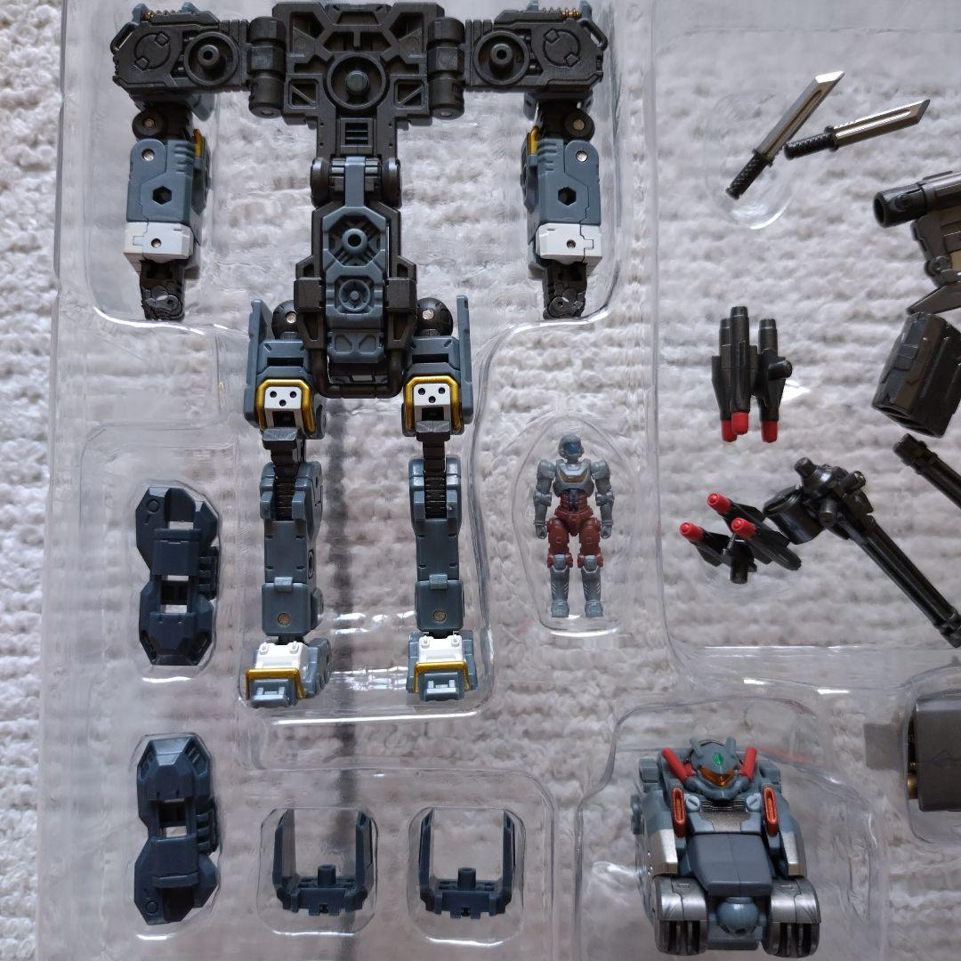 タカラトミー ダイアクロン ガルダヴァーサルター