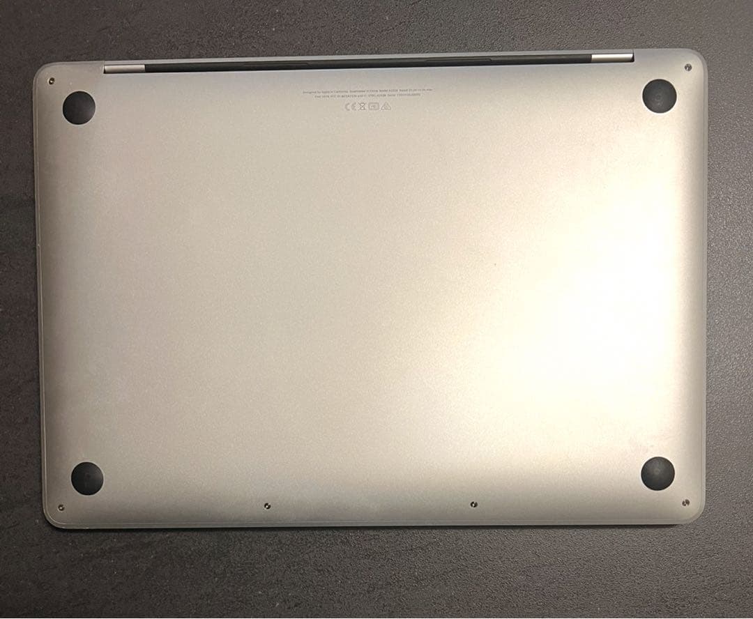 M1チップ Macbook Pro 2020 メモリ16gb SSD256gb