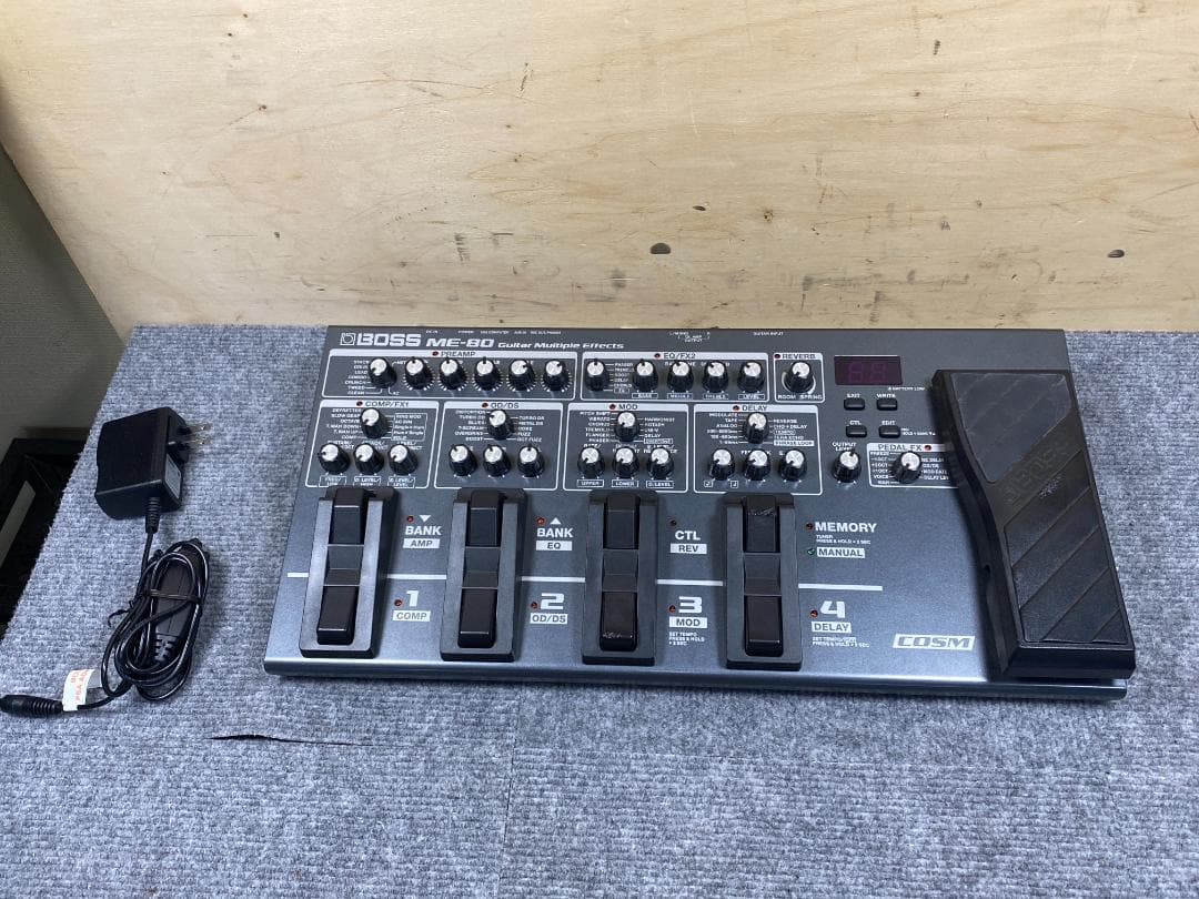 BOSS ME-80 マルチエフェクター
