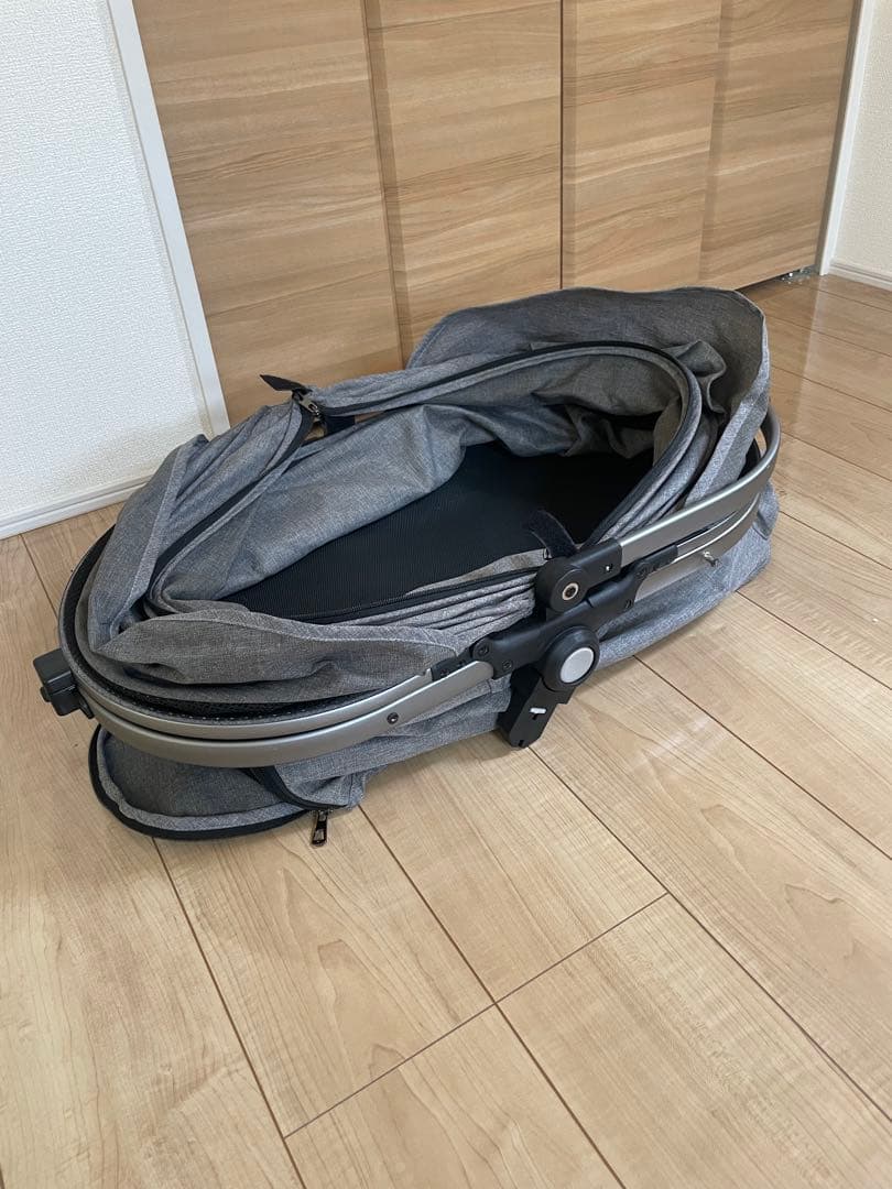 値下げしました‼️折りたたみ式ペットカート グレー送料込みで安心