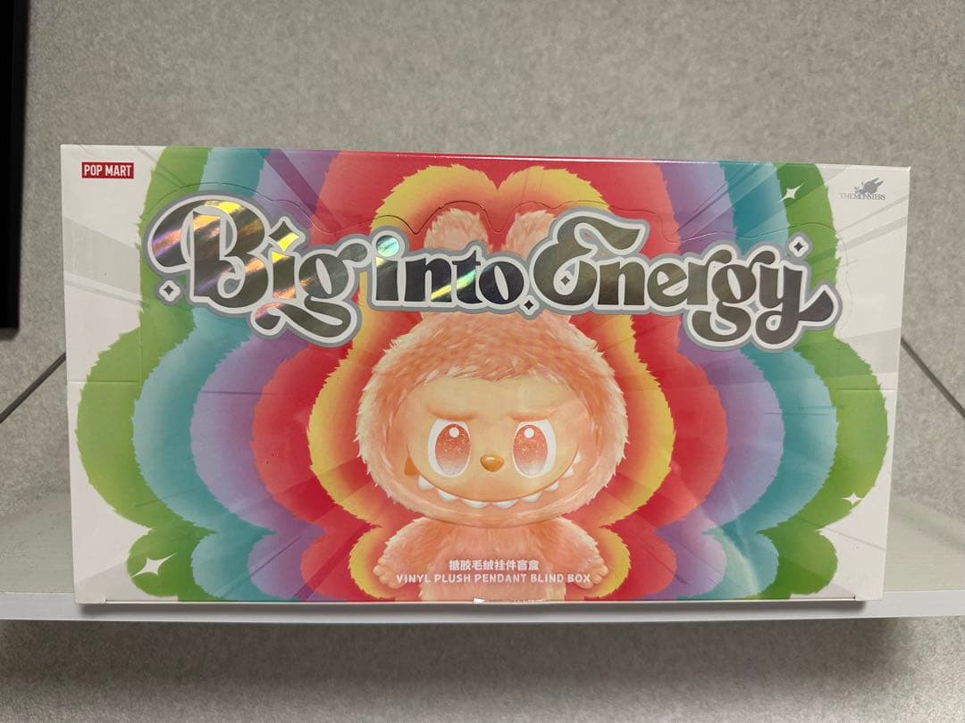 Labubu Big into Energy ぬいぐるみ　2アソートボックス
