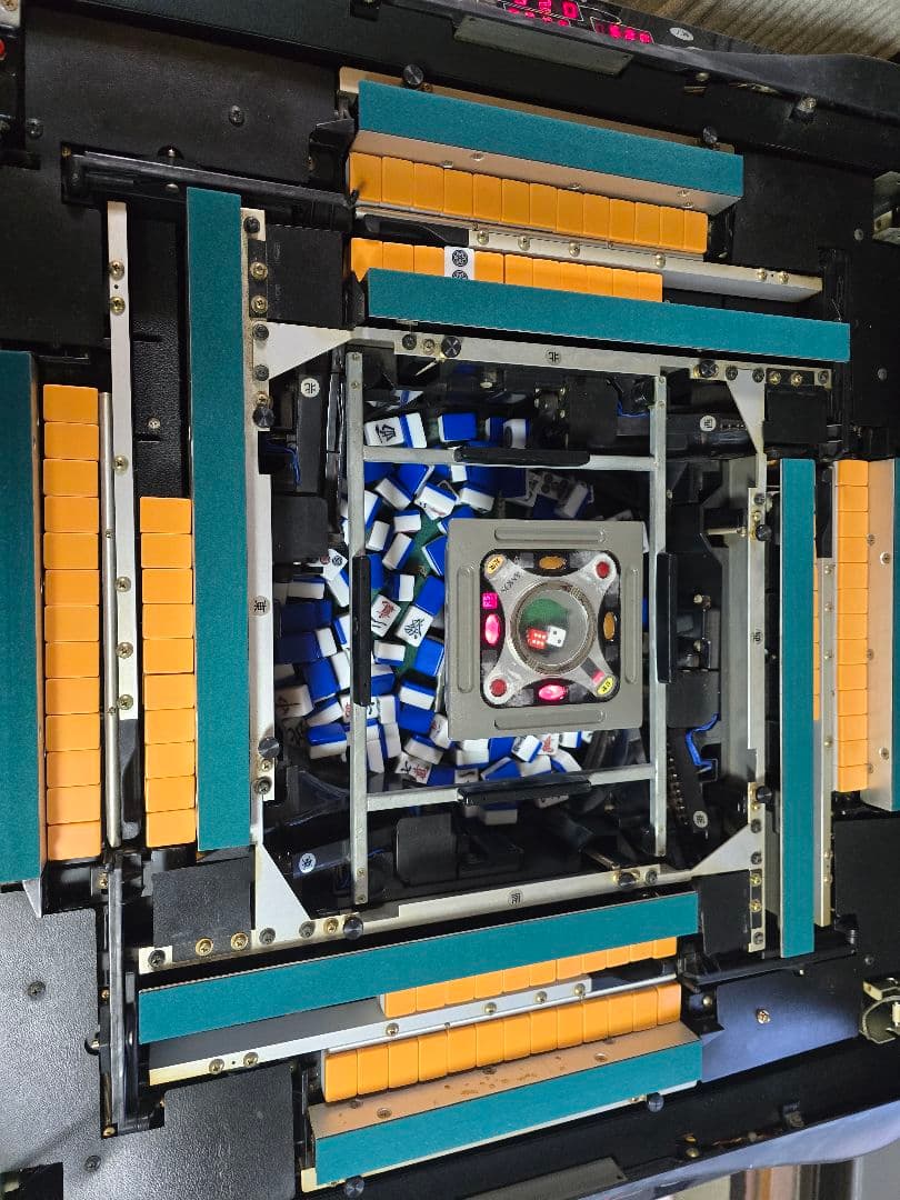 トムヤムクン　アモス　アルティマ　全自動卓麻雀卓　.3/1配達します。