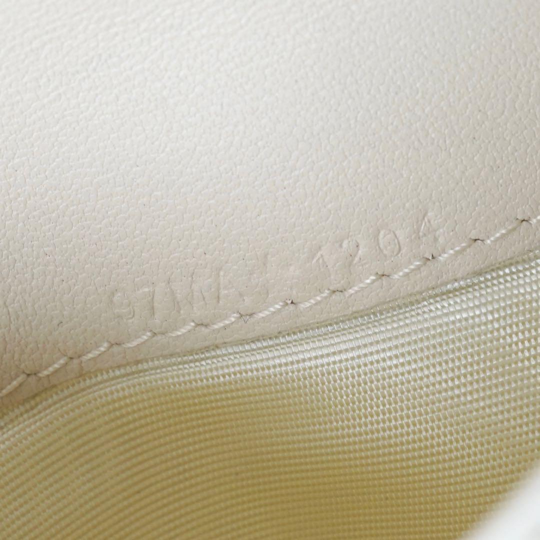 ✨極美品✨　Dior ディオール　ミニ財布　二つ折り　カロ　ダリア　レザー