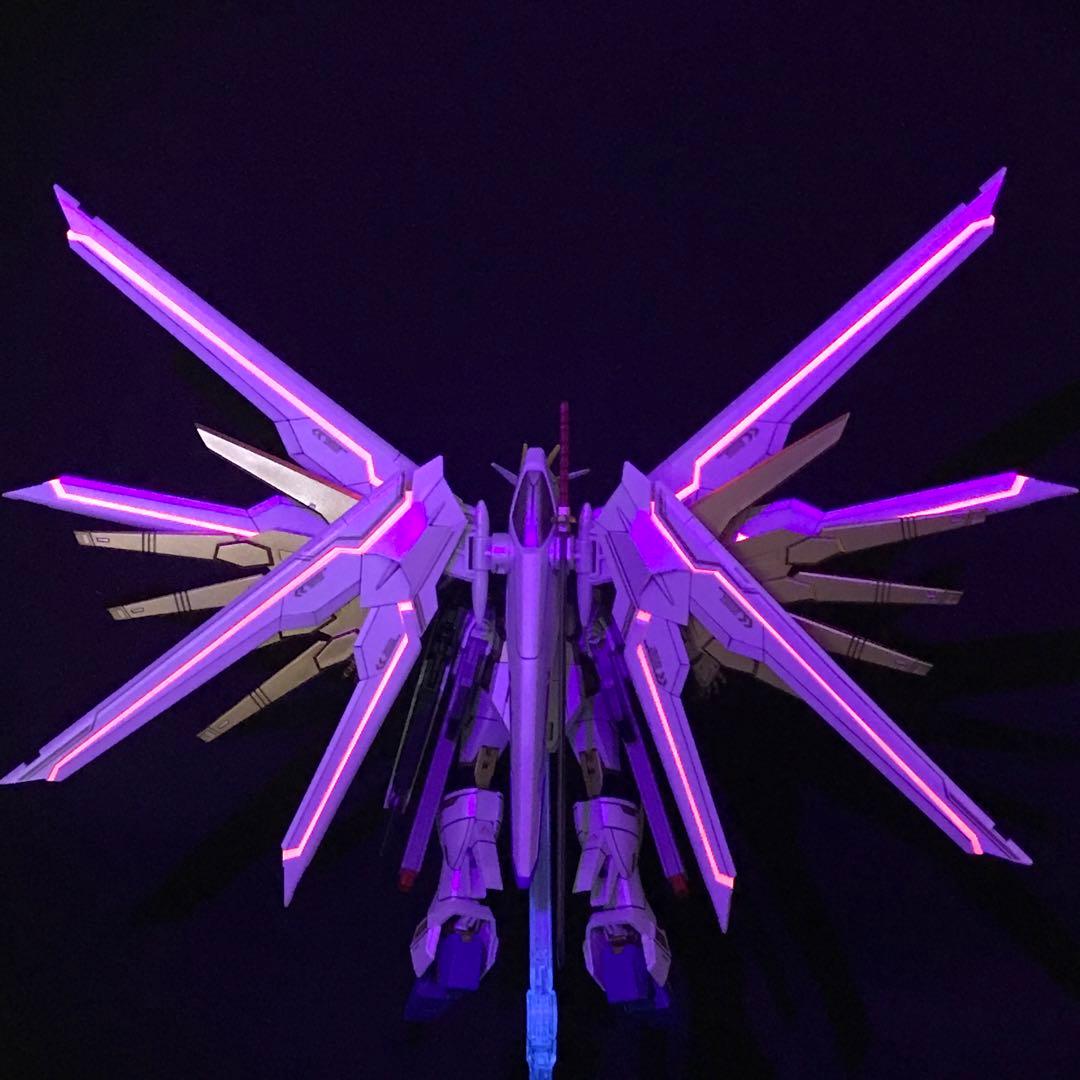 HG 1/144 マイティーストライクフリーダムガンダム 完成品 塗装品