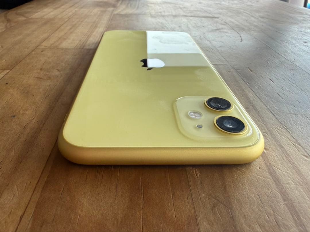 Apple iPhone11 イエロー128GB SIMフリー　最大容量100%