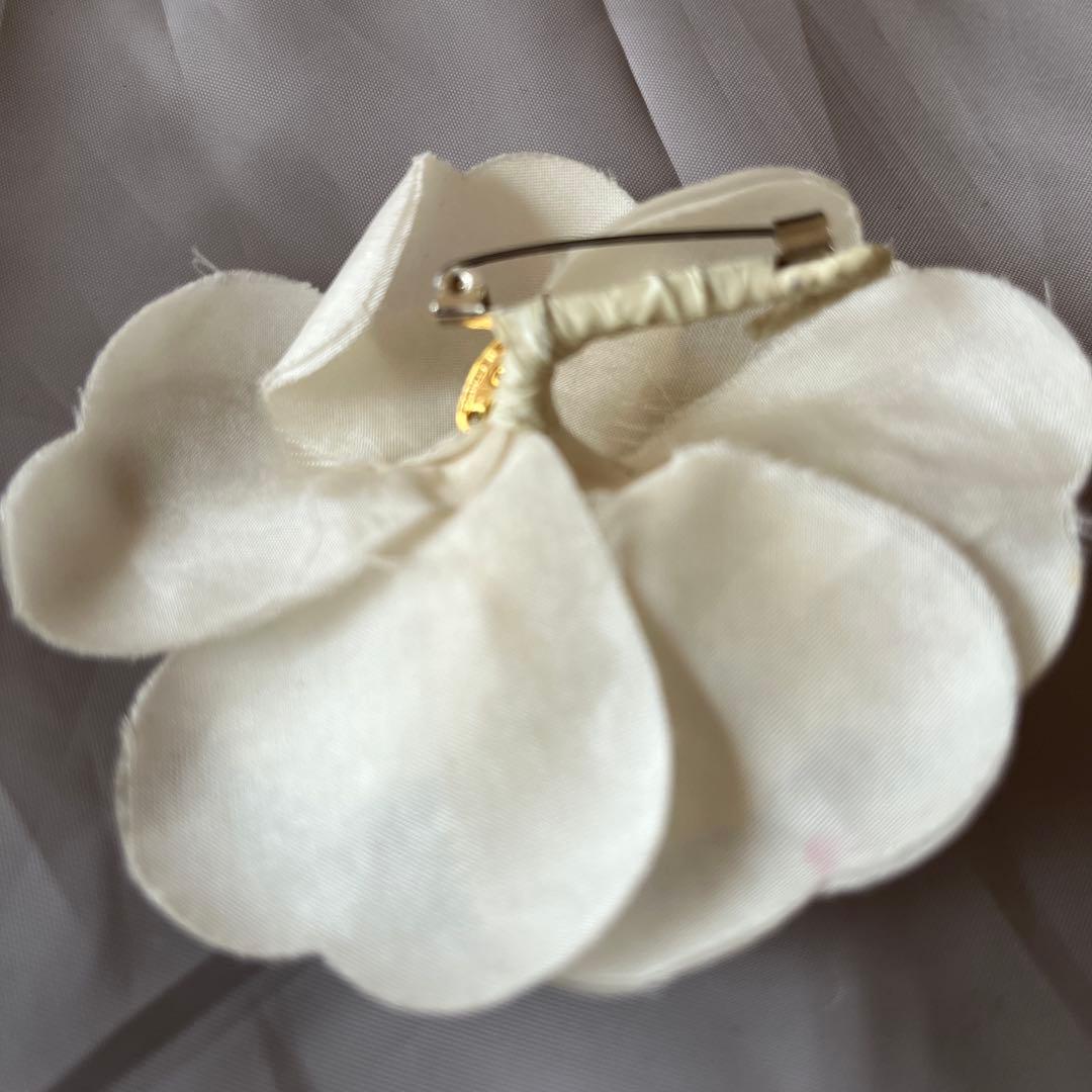 CHANEL シャネル/ ヴィンテージ　カメリアコサージュ・ブローチ　2個セット