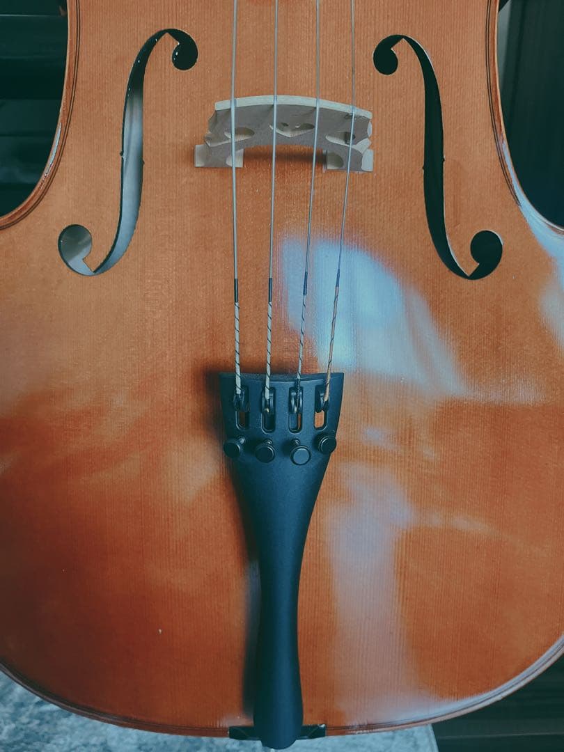 ドイツ製チェロ。ケース弓付き。784300円→558000円！！