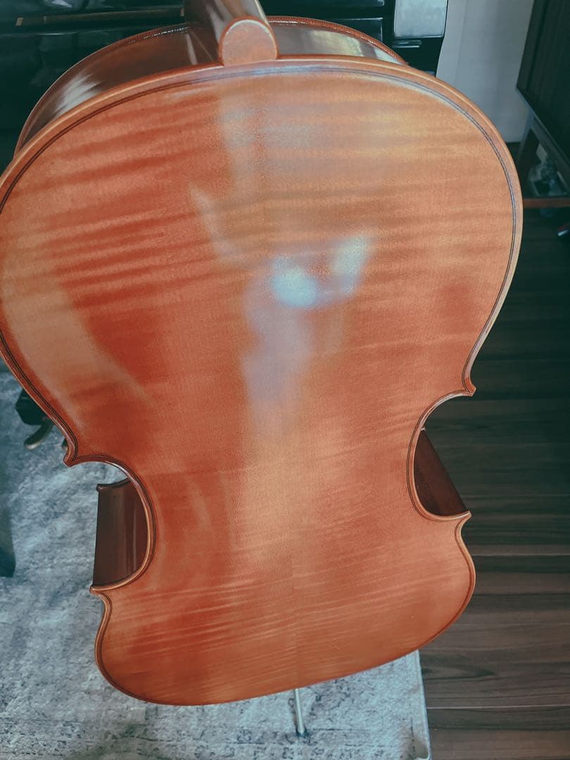 ドイツ製チェロ。ケース弓付き。784300円→558000円！！
