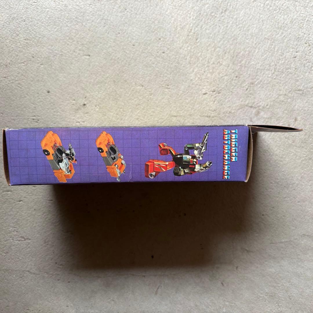 台湾　トランスフォーマー TRIGGER AUTOCHANGE BACKROAD