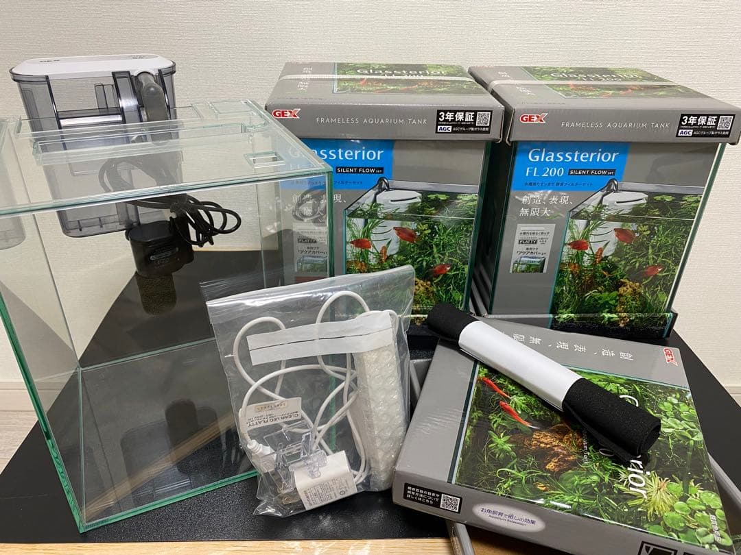 I*i様 【送料込み】20cmガラス水槽3個セットGEX FL-200 2個新品