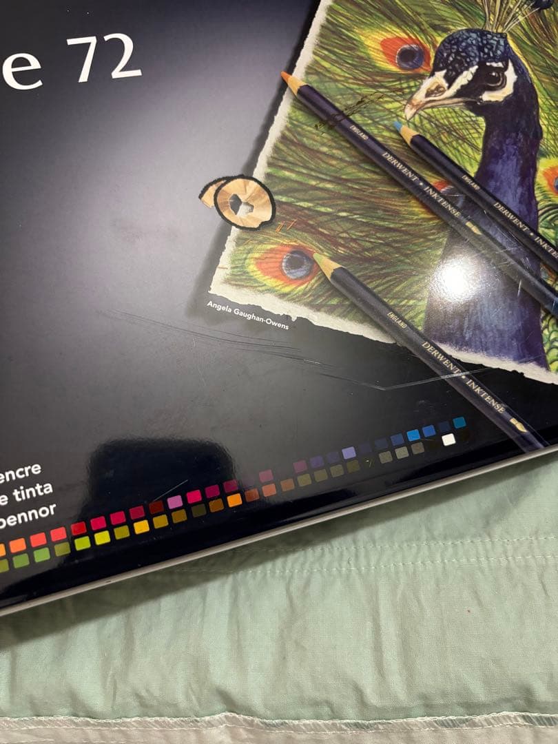 ダーウェント　インクテンス　色鉛筆　72色