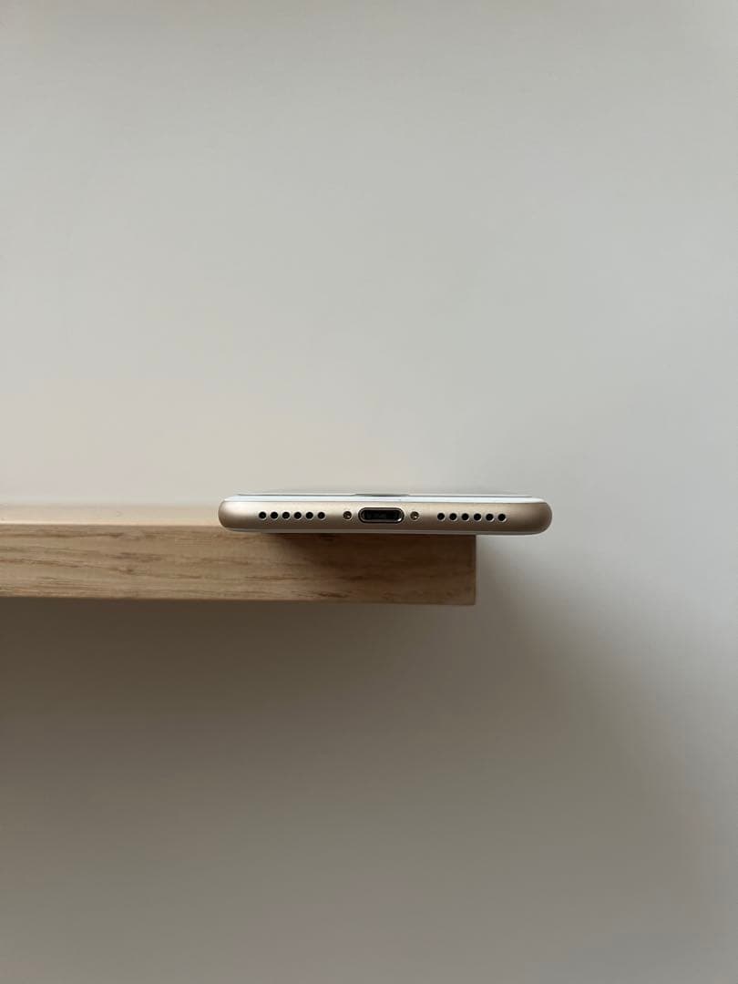 iPhone 7 ゴールド 128GB 本体 箱付き SIMフリー