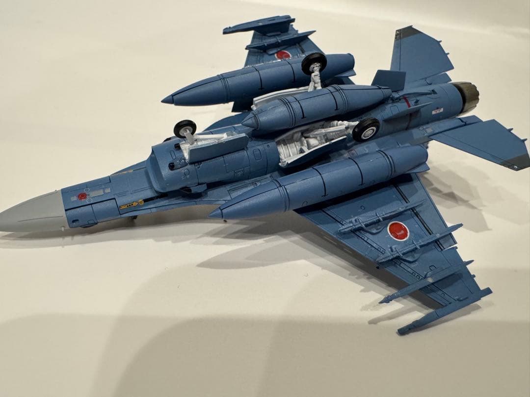 技mix 1/144 航空自衛隊 F-2A 第6飛行隊(築城基地) 完成品