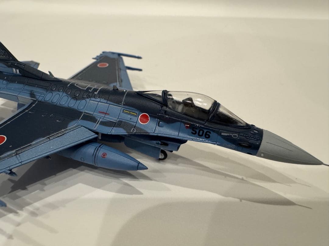 技mix 1/144 航空自衛隊 F-2A 第6飛行隊(築城基地) 完成品