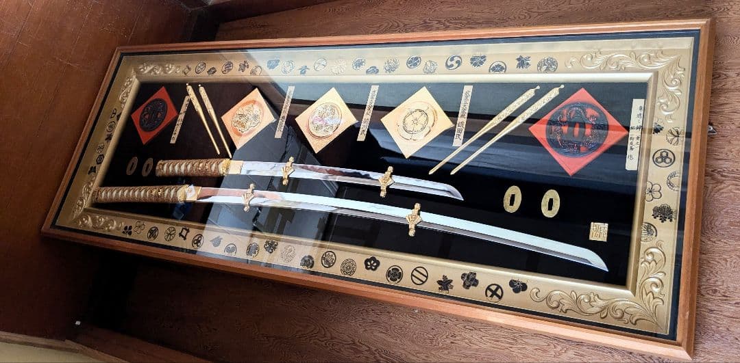 織田・豊臣・徳川　武家三大家紋　模造刀 レプリカ 額入り 松庵