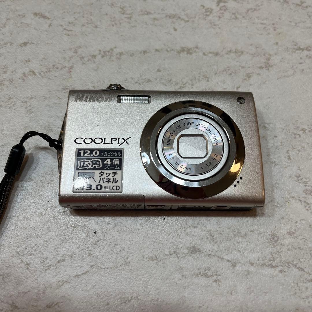 NikonCOOLPIX デジカメ S4000