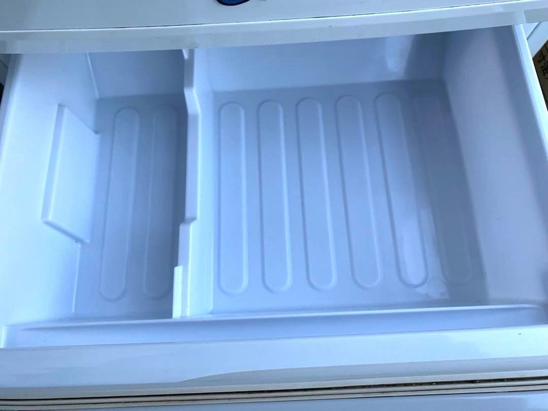 シャープ/ノンフロン冷凍冷蔵庫　SJ-14E3-KW