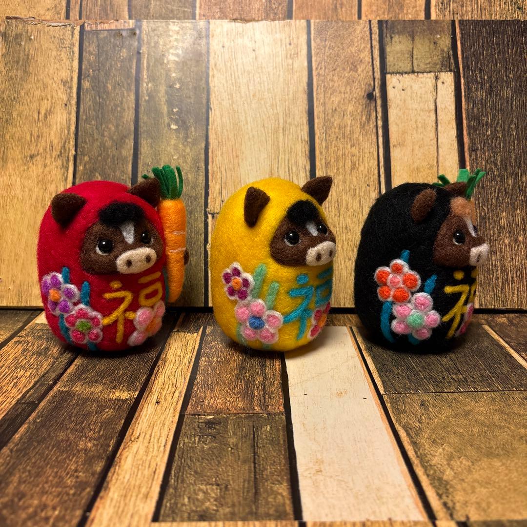 Milky☆ページ【羊毛フェルト・アクレーヌ】縁起物/午年/干支だるま