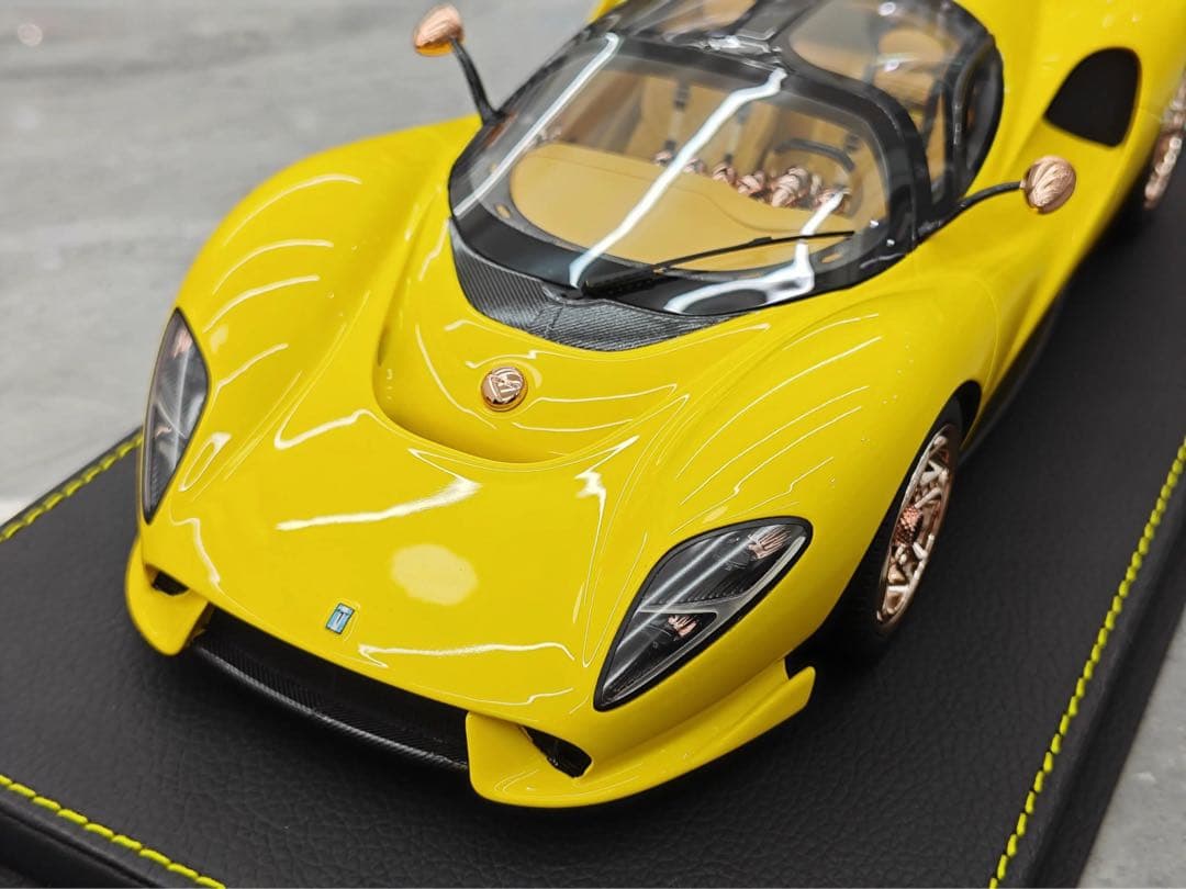 peako ピーコ 1/18 デ・トマソ P72 2024 ミニカー 当日発送