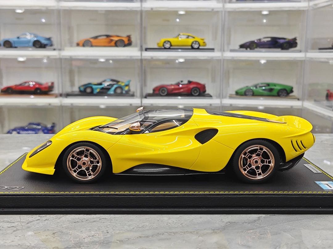 peako ピーコ 1/18 デ・トマソ P72 2024 ミニカー 当日発送