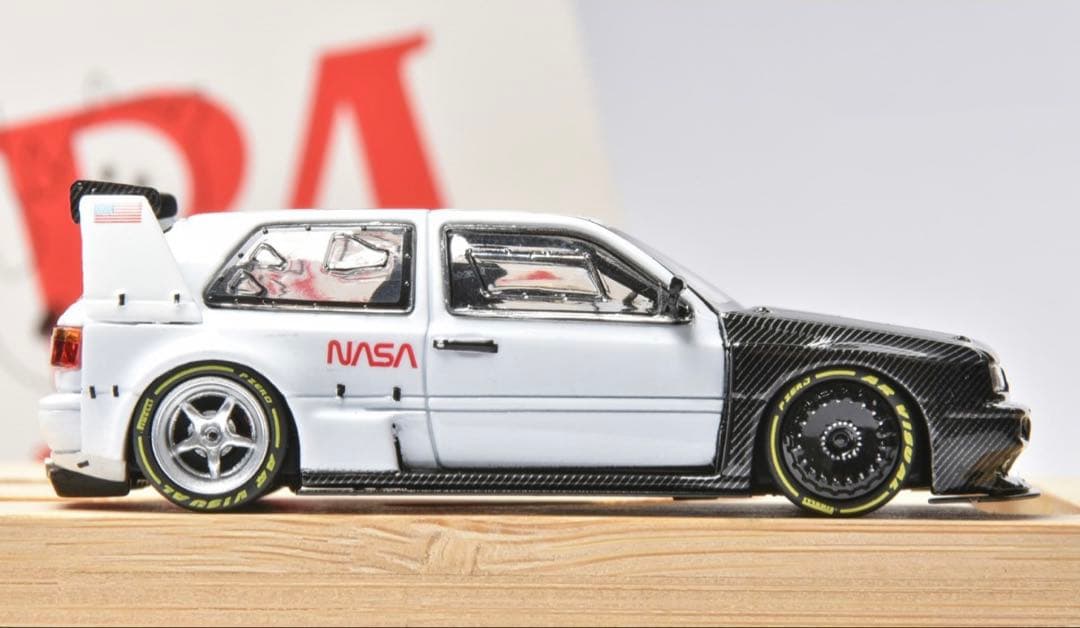 Rhino Models 1/64 VW ゴルフ MK3 NASA