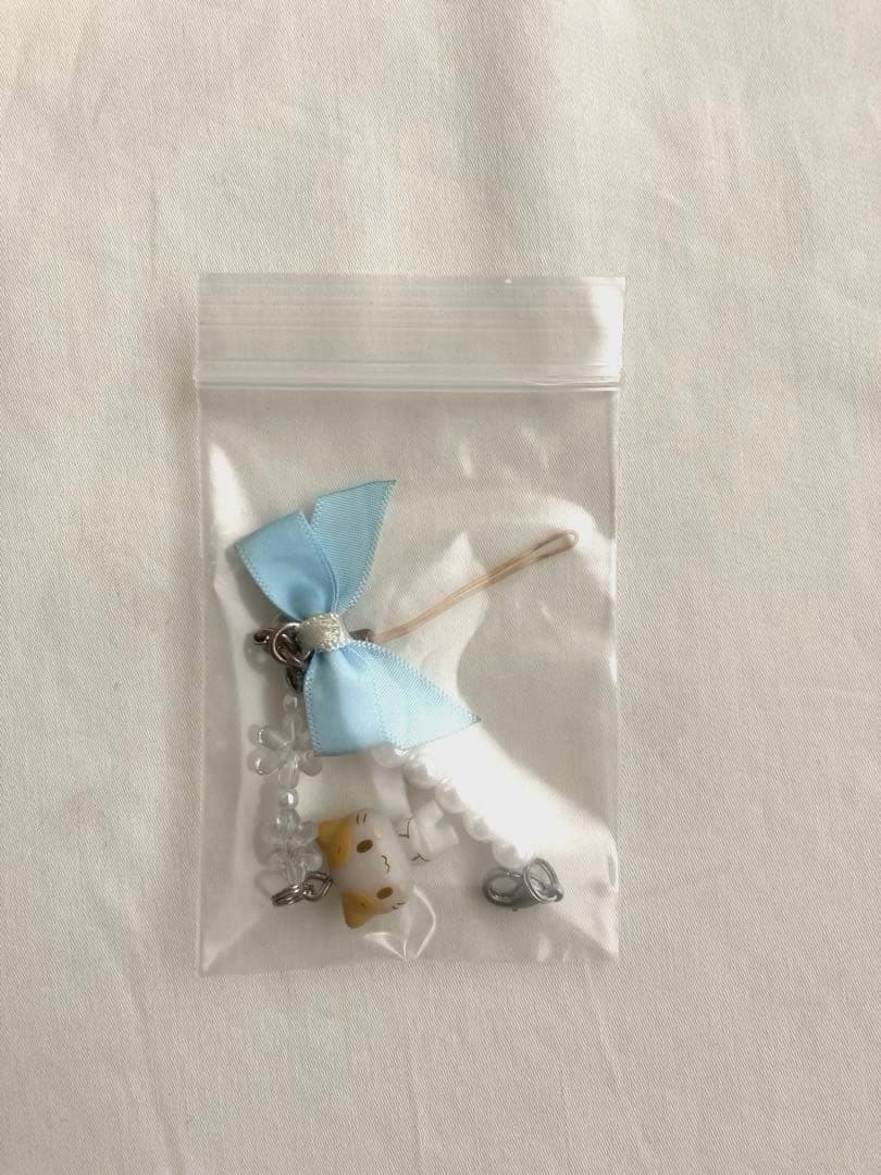 超希少マシュマロみたいなふわふわにゃんこ マスコット付ストラップ サンリオ