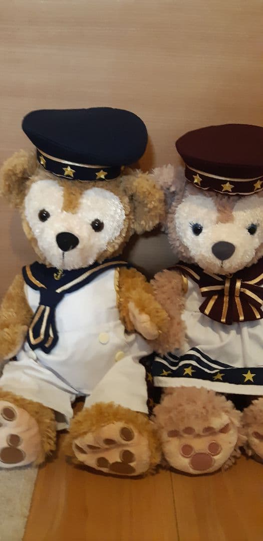ダッフィーとシェリーメイ セーラー服&30周年Tシャツ ぬいぐるみ