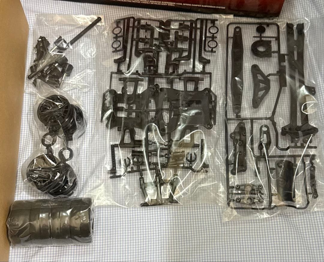 タミヤ★Audi★アウディ R8 LMSニュルブルクリンク24時間レース1/10