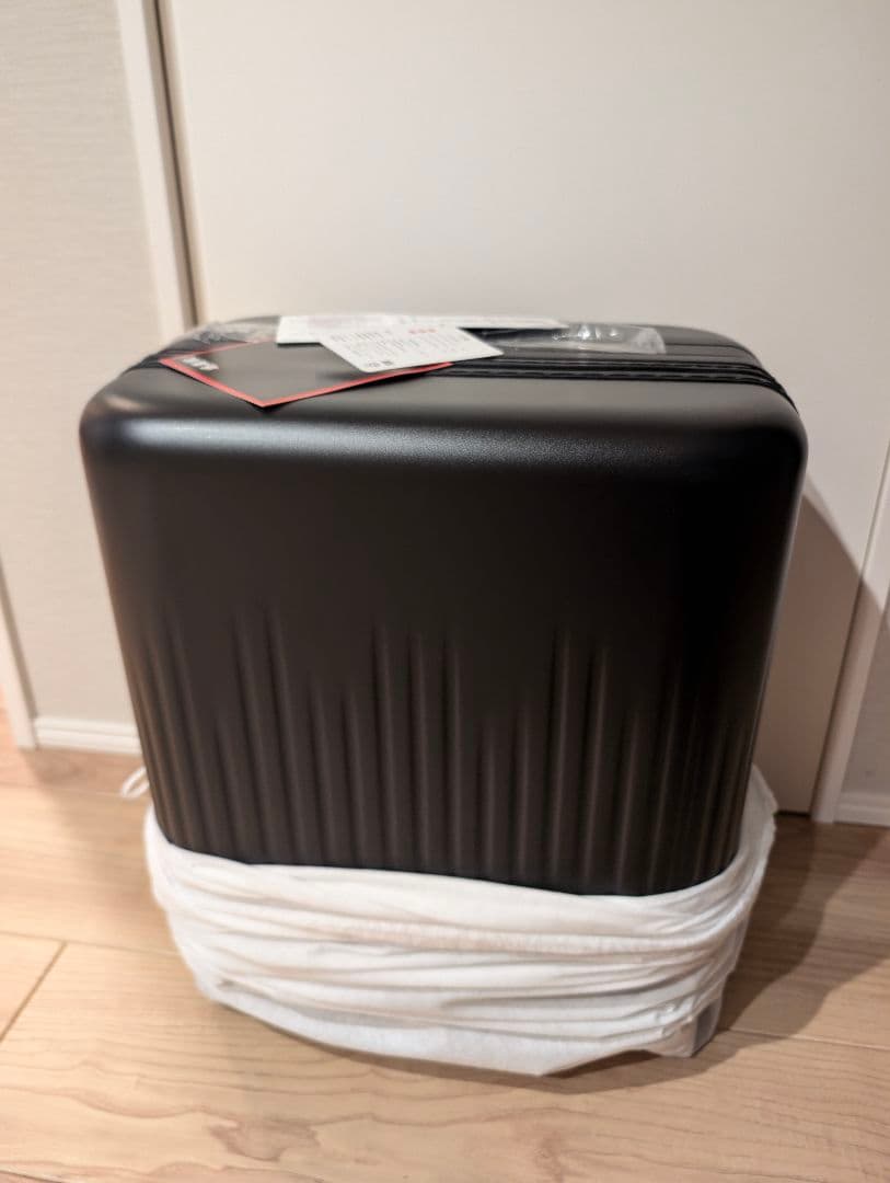 VELO ヴェーロ ハード スーツケース 三段階 サイズ可変式 拡張型 ブラック