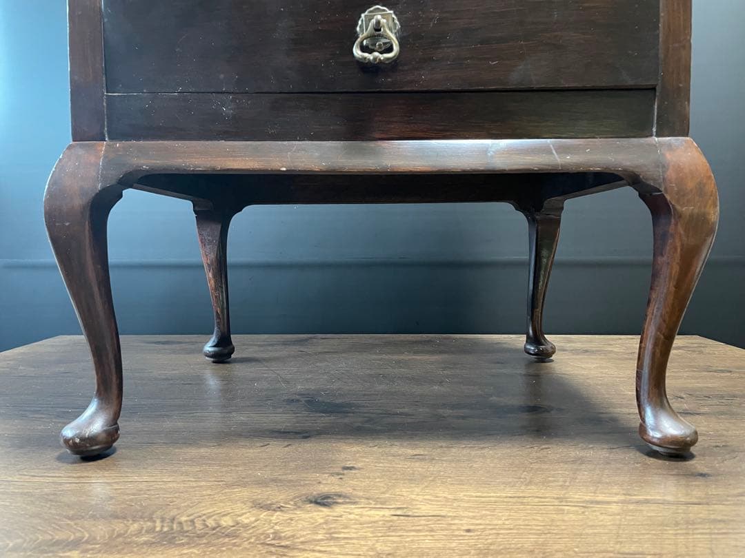 英国アンティーク　Fyne Ladye music cabinet オーク材