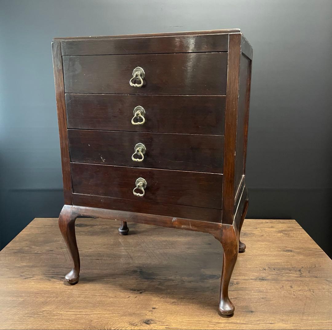 英国アンティーク　Fyne Ladye music cabinet オーク材