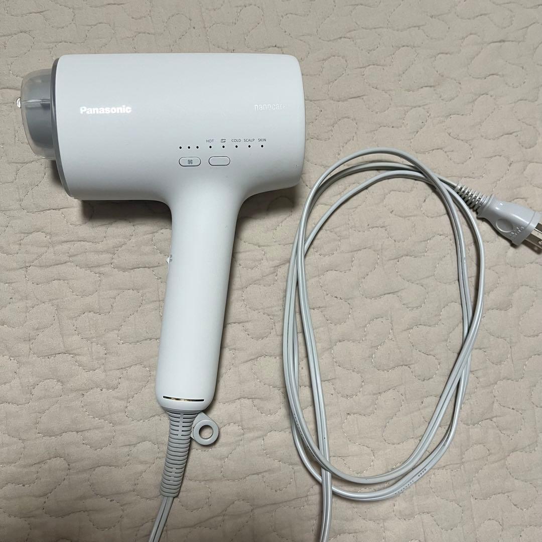 【ジャンク】パナソニック　ナノケア　ドライヤー　EN-NA0J ホワイト