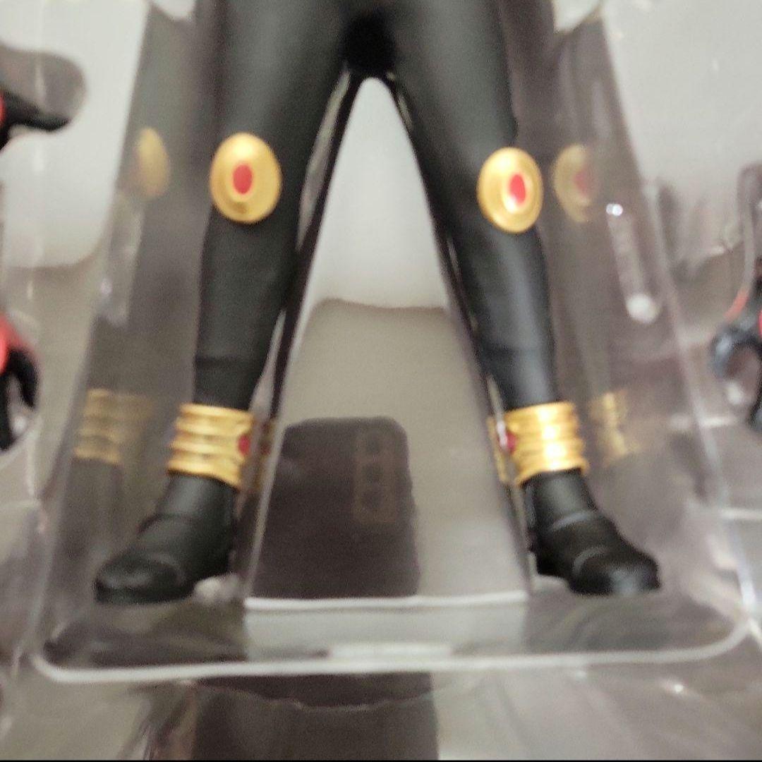 リアルアクションヒーローズ　仮面ライダークウガ　フィギュア　rah