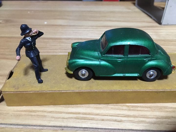 処分価格　SPOT-ON MORRIS MINOR 1000 北アイルランド製