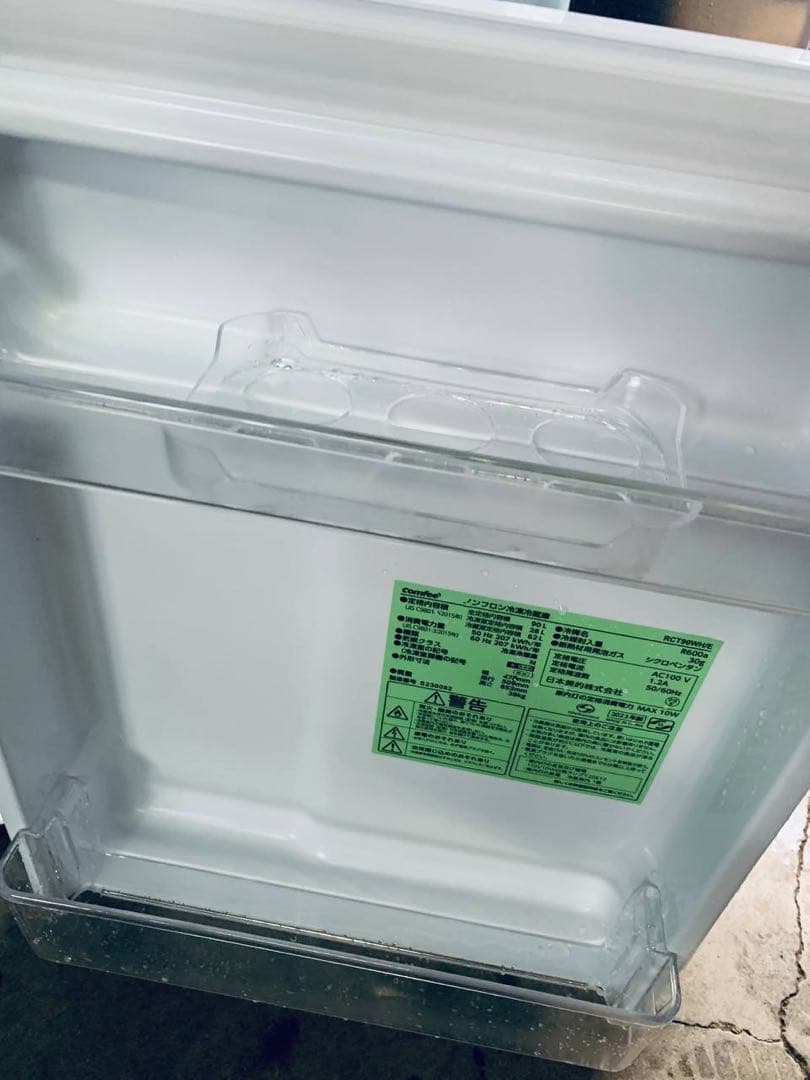 送料設置無料　comfee ノンフロン冷凍冷蔵庫　RCT90WH