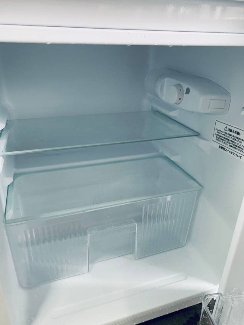 送料設置無料　comfee ノンフロン冷凍冷蔵庫　RCT90WH