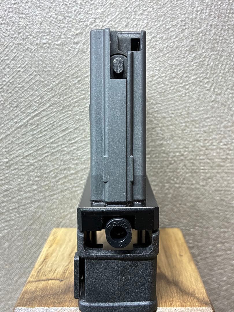 R7-44 東京マルイ GBB M4 マガジンアダプター 外部ソース仕様