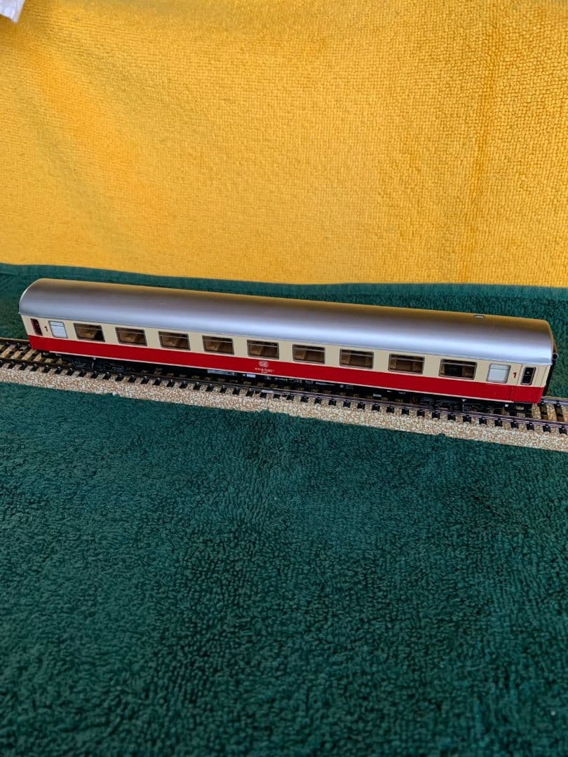 入手不可能メルクリンHOドイツ国鉄1等客車No4095 廃番品