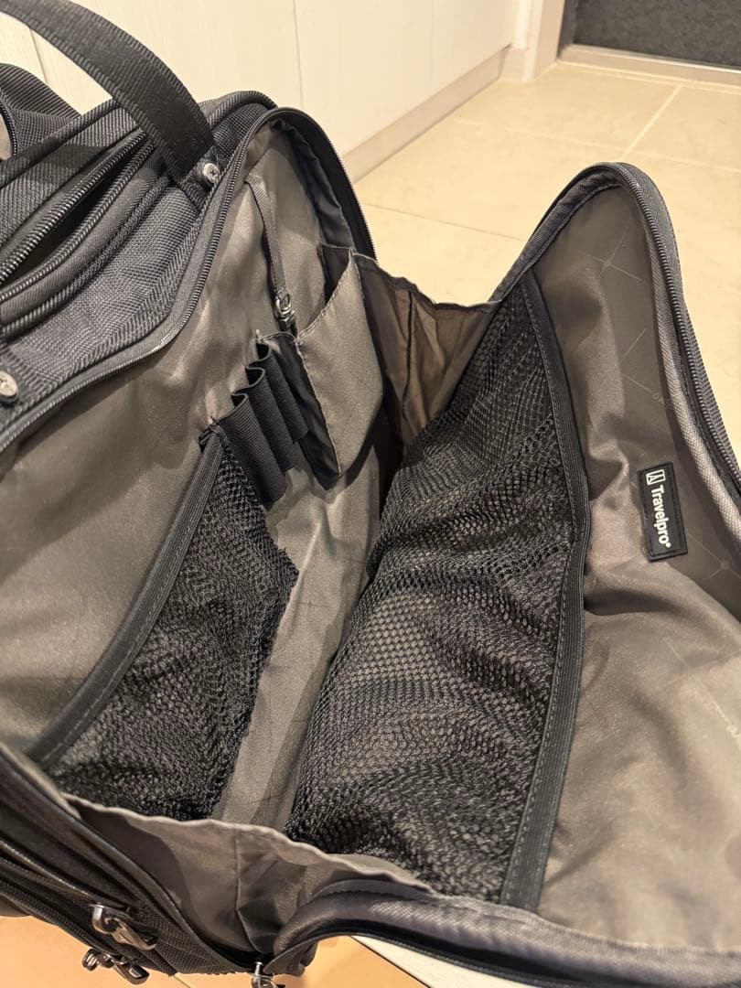 バッグ Travelpro FlightCrew5 Horizontal Rolling