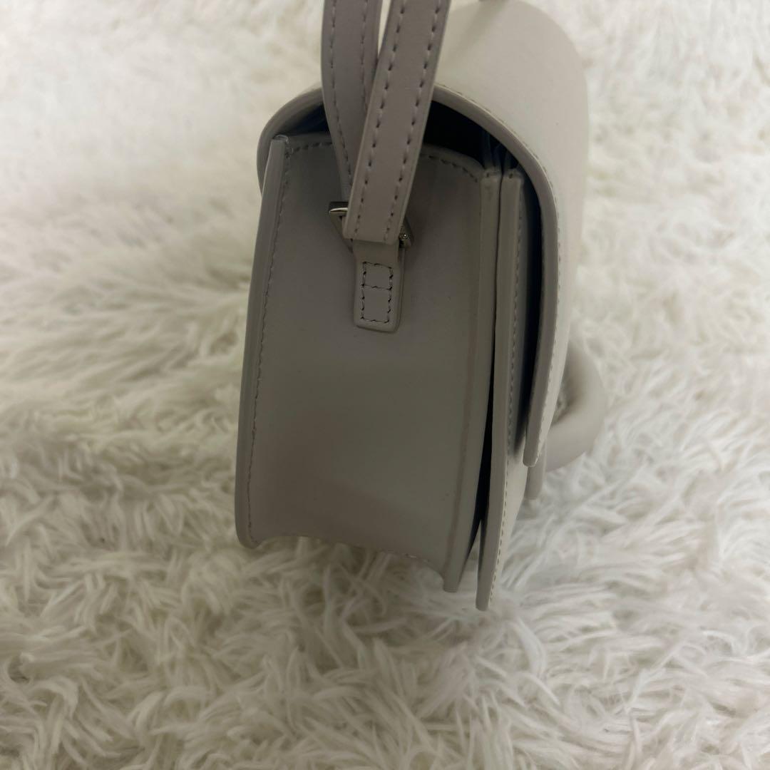 【極美品】VASIC CITY MINI ショルダーバッグ　白 アイボリー