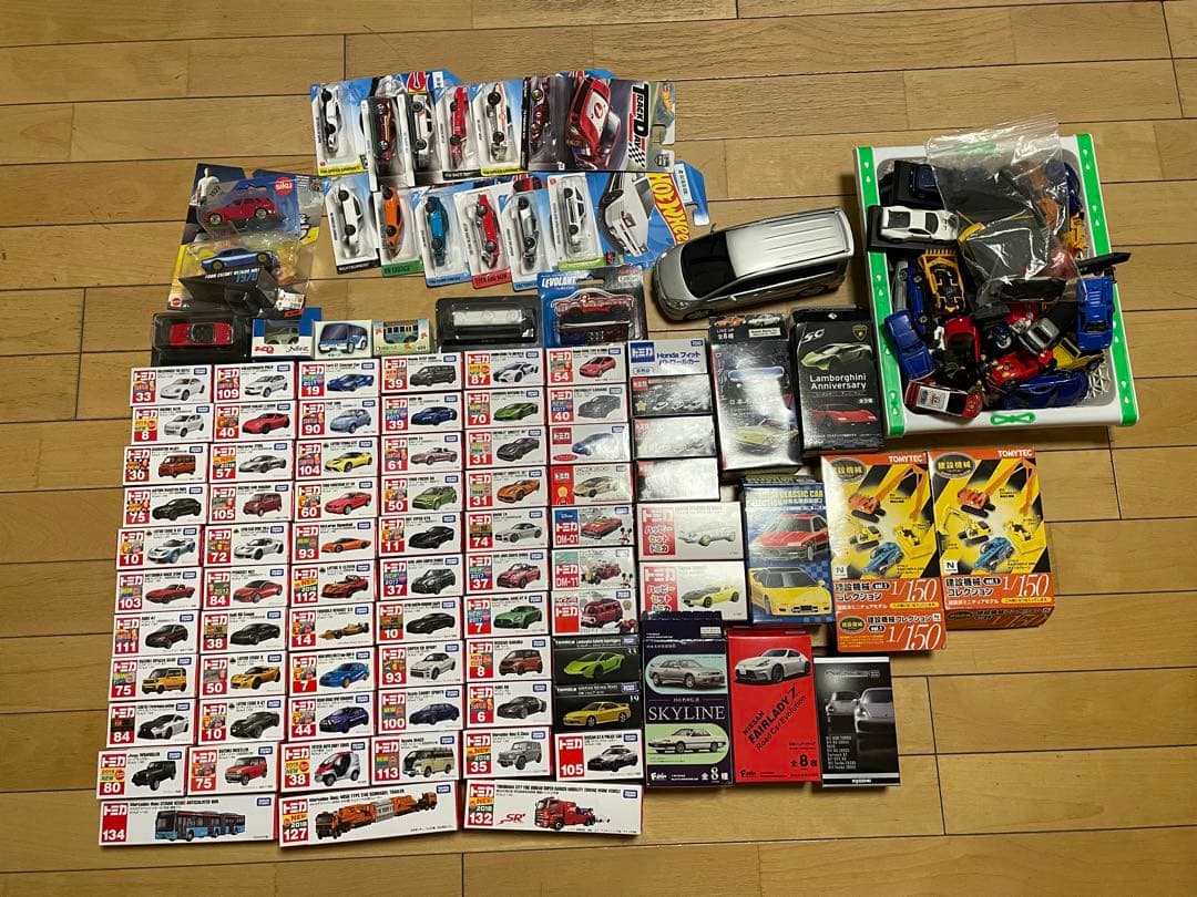 トミカ ミニカーセット 多数