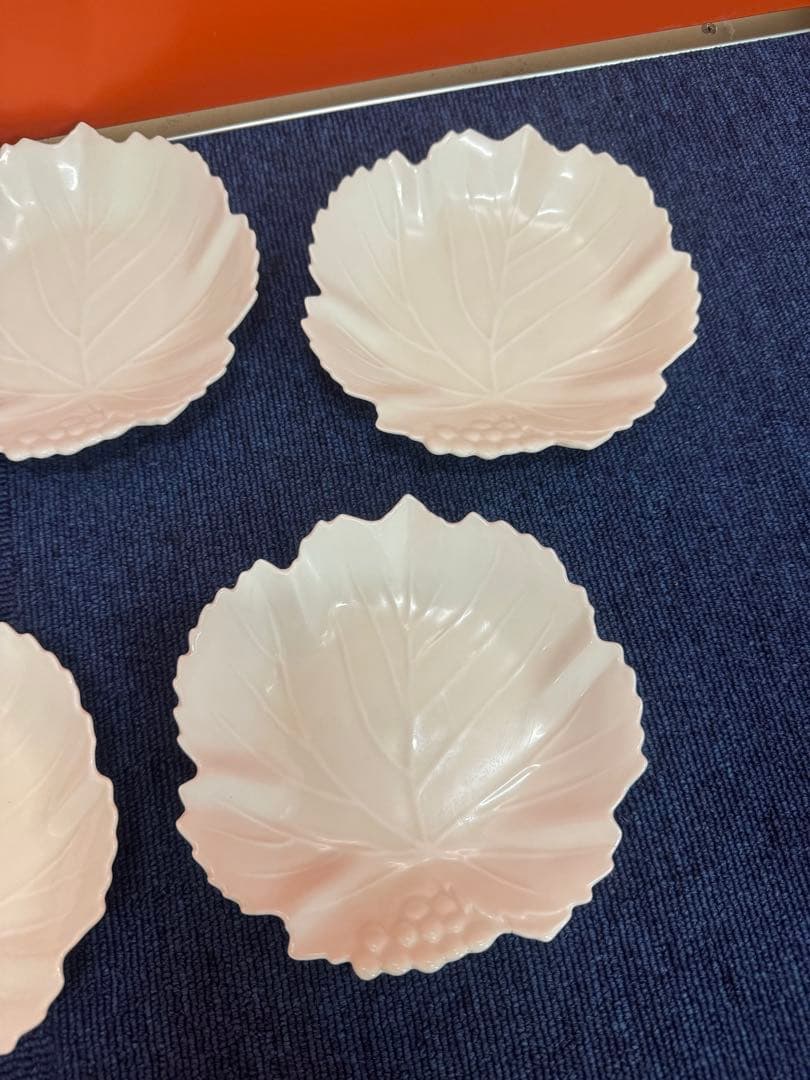1861  深川製磁　白磁　葉型皿　5客